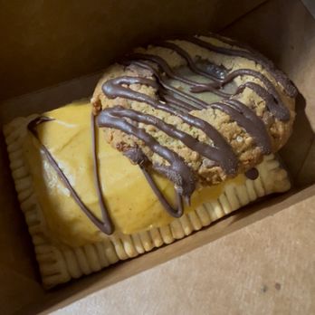 Horizon Shine by The Coffee Class - Pumpkin Poptart, Brown Butter Oatmeal Cookie - Coffee & Tea Near Me - Henderson, Nevada Horizon Shine by The Coffee Class - Pumpkin Poptart, Brown Butter Oatmeal Cookie - Coffee & Tea Near Me - Henderson, Nevada