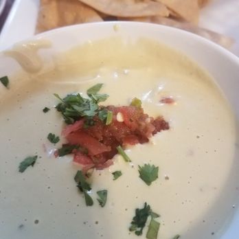 Picnik - Burnet Road - Vegan queso with flour tortilla chips its amazing! - New American Near Me - Austin, Texas