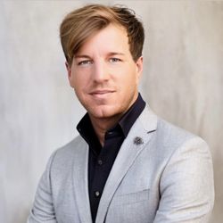 Thomas M Kersey- Coldwell Banker Global Luxury