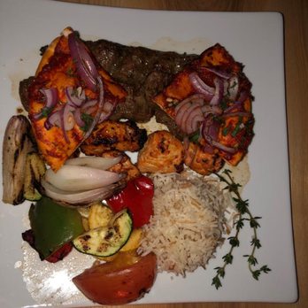 Yara - Mixed grill platter - Lebanese Near Me - New York, New York