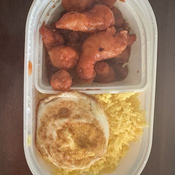 Xi Xia Chinese Cuisine - General Tsos Chicken Over Rice - Chinese Near Me - Columbus, Ohio Xi Xia Chinese Cuisine - General Tsos Chicken Over Rice - Chinese Near Me - Columbus, Ohio
