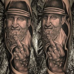 Charlies Tattoo Studio - Artist: @los_barragan_tatt2