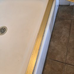 Grand Crown Resorts - Dirty shower track