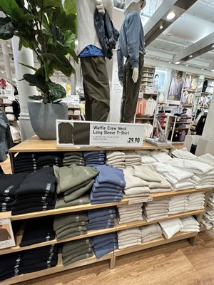 UNIQLO Soho Store by null