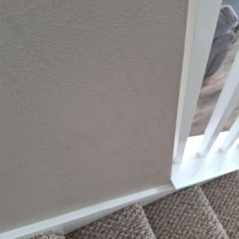 Vacasa - Wall by staircase - Vacation Rentals Near Me Vacasa - Wall by staircase - Vacation Rentals Near Me