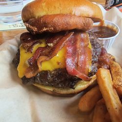 Rockford Brewing Company - Yee-Haw Burger