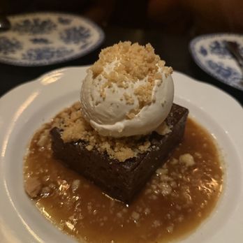 Armitage Alehouse - Sticky date cake - Pubs Near Me - Chicago, Illinois