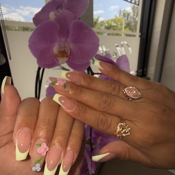 Nail Bar 12 - Nail Salons Near Me - Lake Worth, Florida Nail Bar 12 - Nail Salons Near Me - Lake Worth, Florida