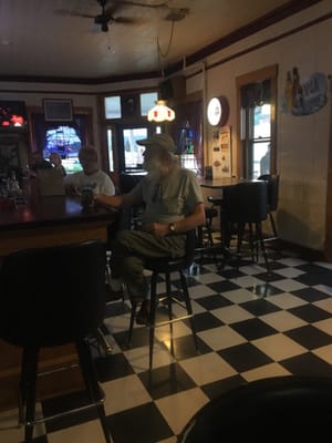 Frazier's Old Faithful Inn by null