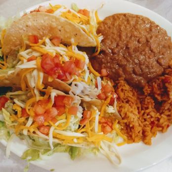Chuy's - Hard (beef) taco meal @ Chuy's Tex-Mex, Lutz, FL - Tex-Mex Near Me - Lutz, Florida