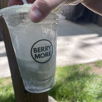 Berrymore - Dreamer - Juice Bars & Smoothies Near Me - Niagara Falls, Ontario