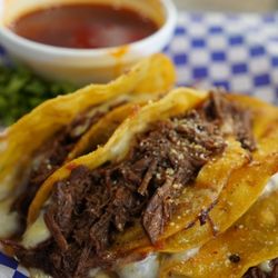Taqueria La Perla Tapatia - Tacos de Birria