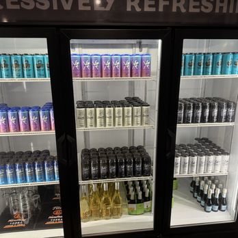 Lake Tahoe AleWorX Reno - Beer to Go - Brewpubs Near Me - Reno, Nevada