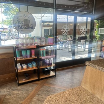 The Coffee Bean & Tea Leaf - Coffee & Tea Near Me - Pasadena, California The Coffee Bean & Tea Leaf - Coffee & Tea Near Me - Pasadena, California