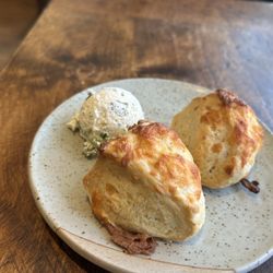 Burgoo Bistro - Biscuits