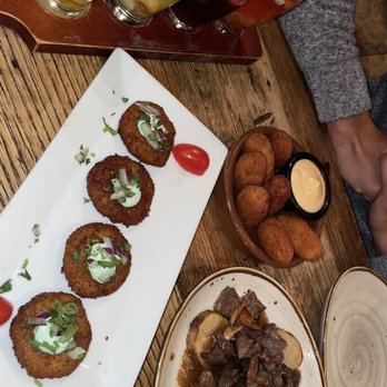 Sangria Tapas Restaurant - Sangria flight, Enrollados de Carne, Croquetas de Jamon - Tapas/Small Plates Near Me - Mahwah, New Jersey