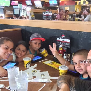 Buffalo Wild Wings - Sports Bars Near Me - Williamsburg, Virginia