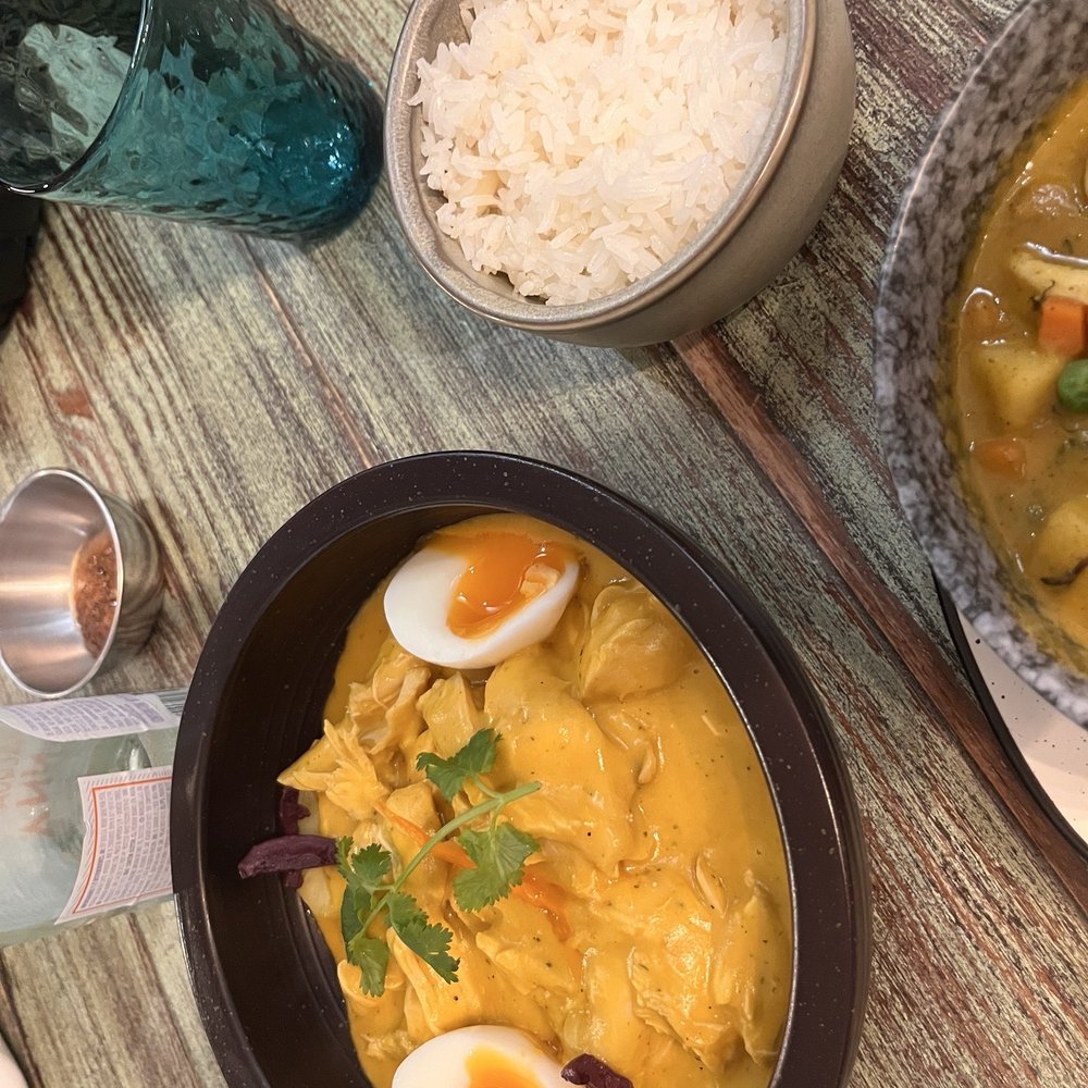 Yakumanka - Ají de Gallina - Peruvian Near Me - Barcelona, B