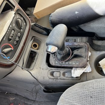 Copper Mountain College - Car now has a filthy torn apart interior - Colleges & Universities Near Me - Joshua Tree, California