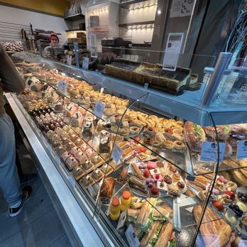 La Maison d'Isabelle - Bakeries Near Me - Paris, 75