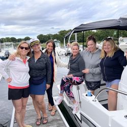 East Bay Boat Tours - Girls Trip