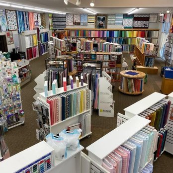 Red-Roxy Quilt - NEW LOCATION! - Fabric Stores Near Me - Decorah, Iowa