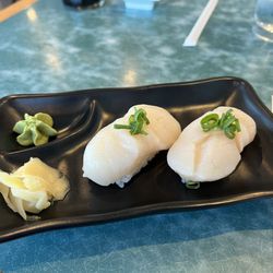 Kani Japanese & Thai Cuisine