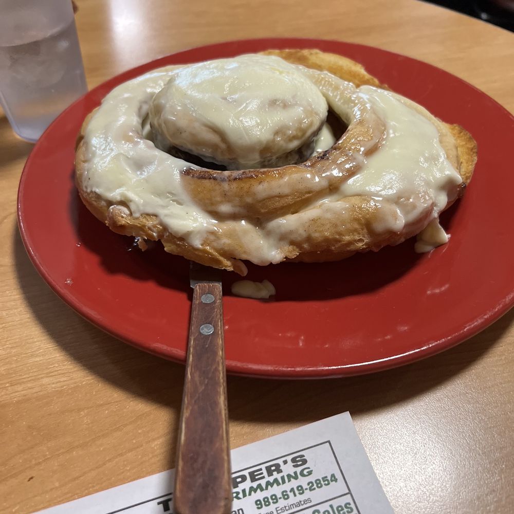 Giant Cinnamon Roll