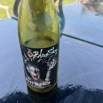 Blue Sky Vineyard - Hysterica  our choice is a wine - Wineries Near Me - Makanda, Illinois