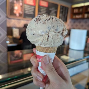 Salt & Straw - Ice Cream & Frozen Yogurt Near Me - Portland, Oregon Salt & Straw - Ice Cream & Frozen Yogurt Near Me - Portland, Oregon