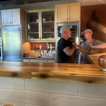 Anna's Table - Chef John and compatriot. - Seafood Near Me - Cannon Beach, Oregon