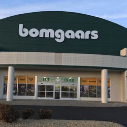 Bomgaars