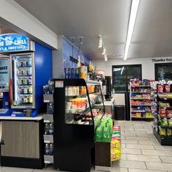 Shop & Hop - Inside