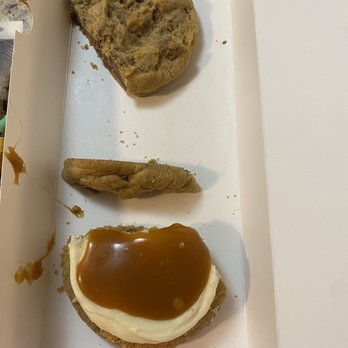 Crumbl - Mokena - Bakeries Near Me - Mokena, Illinois