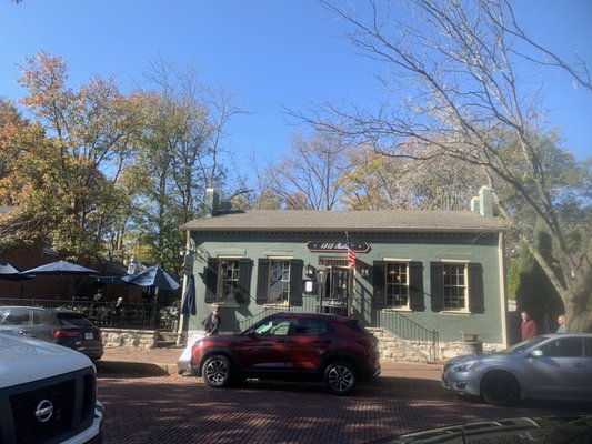 1818 Bistro by null