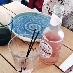 The Newport Restaurant - Very good lemonade