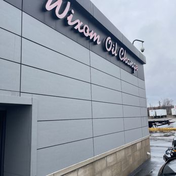 Wixom Oil Change - Oil Change Stations Near Me - Wixom, Michigan Wixom Oil Change - Oil Change Stations Near Me - Wixom, Michigan