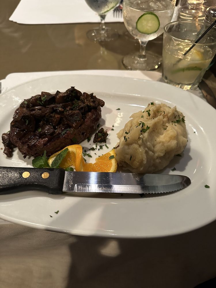 Manzanita Restaurant