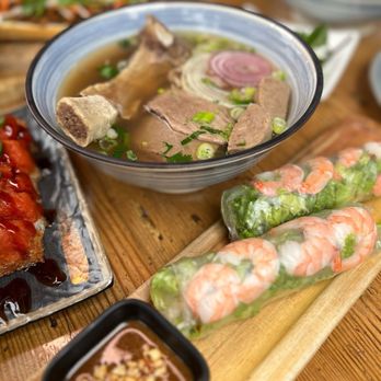 Pho La Vache - Pho with a big fat beef rib! - Vietnamese Near Me - Los Angeles, California