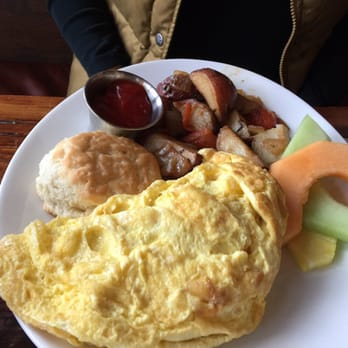 Bantam Pub - Veg omelette - New American Near Me - Atlanta, Georgia Bantam Pub - Veg omelette - New American Near Me - Atlanta, Georgia