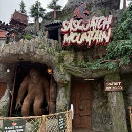 Exterior photo of Sasquatch Mountain - Seattle, Washington Exterior photo of Sasquatch Mountain - Seattle, Washington