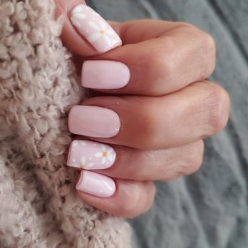 Pamper Me Nails & Spa - Nail Salons Near Me - Hesperia, California