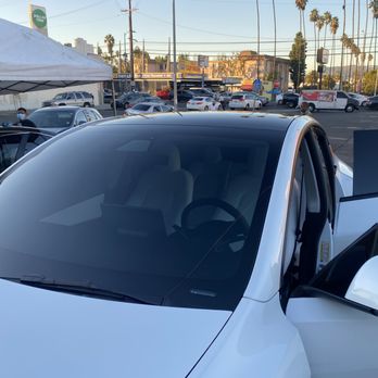 Picos Window Tinting - Tesla Model Y - Car Window Tinting Near Me - Los Angeles, California Picos Window Tinting - Tesla Model Y - Car Window Tinting Near Me - Los Angeles, California