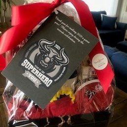 Custom card tied to the outside of the basket.