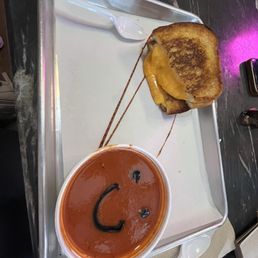 Classic and Tomato Basil Soup (Bowl)