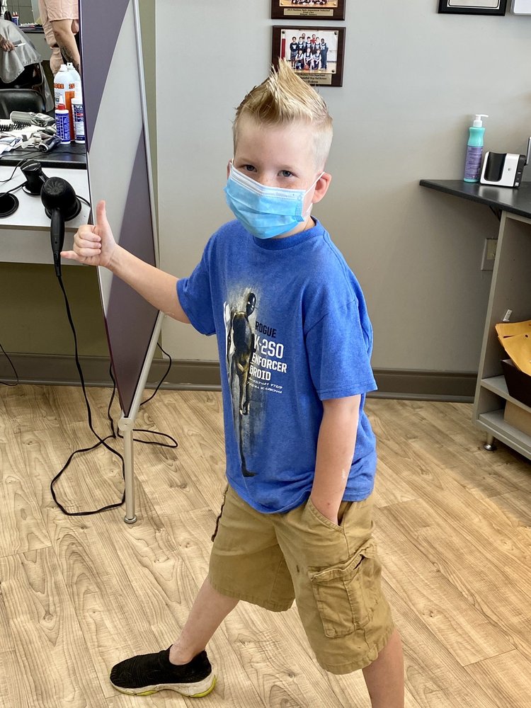 GREAT CLIPS Updated August 2024 451 E Clifty Dr, Madison, Indiana