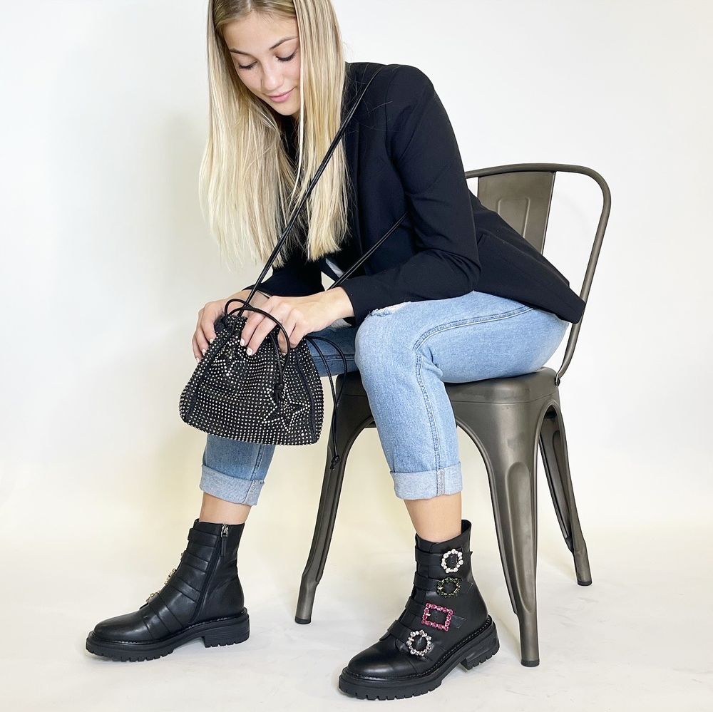 Shoes To You