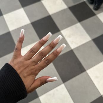Tulip Nails - Nail Salons Near Me - Alameda, California