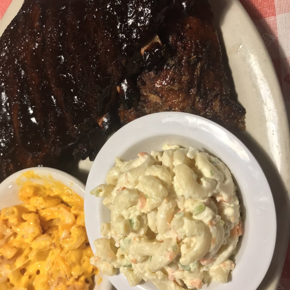 BW's Smokin' Barrels BBQ - Half rack of ribs with one quarter dark chicken, Mac n cheese, and macaroni salad - Barbeque Near Me - Blasdell, New York