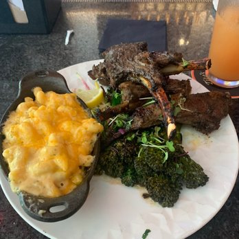 Papi Cuisine - Lamb chops, Mac and cheese and broccolini - Cocktail Bars Near Me - Baltimore, Maryland Papi Cuisine - Lamb chops, Mac and cheese and broccolini - Cocktail Bars Near Me - Baltimore, Maryland